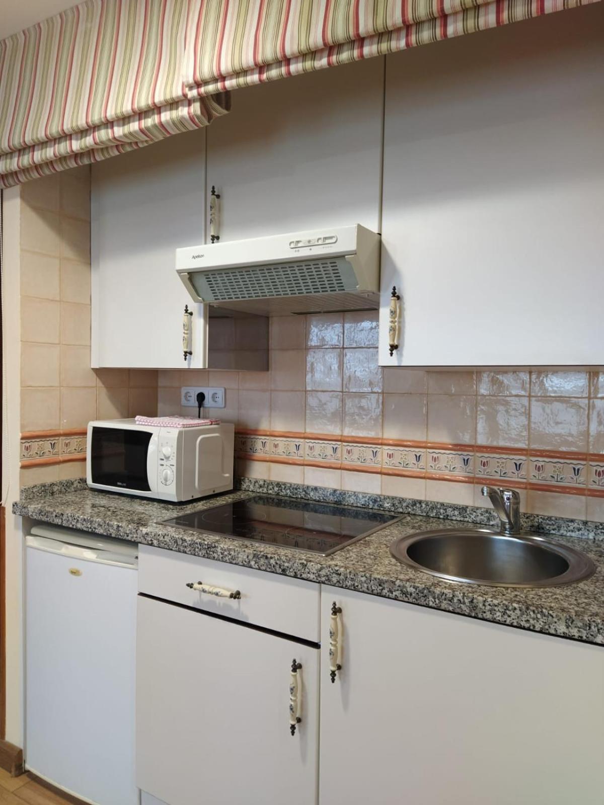 Lamuno Apartamentos Rurales La Caramba מראה חיצוני תמונה